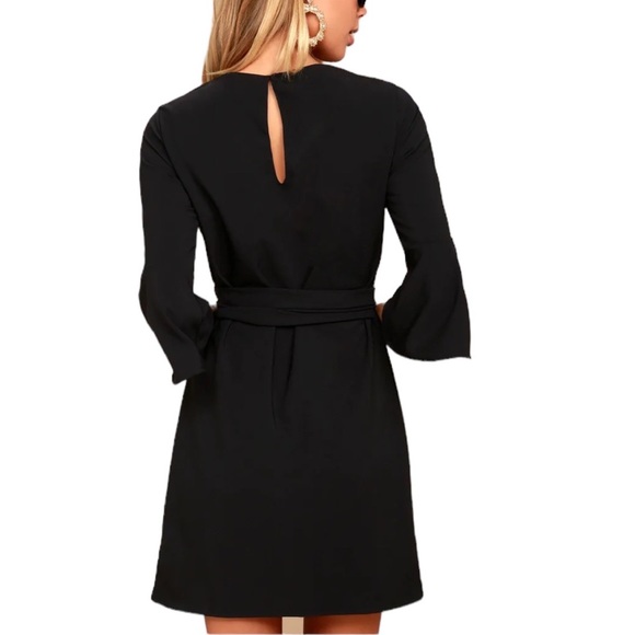 NWT Lulus Last Love Song Black Tie Waist Bow Detail Bell Sleeve Dress - M - Picture 2 of 16